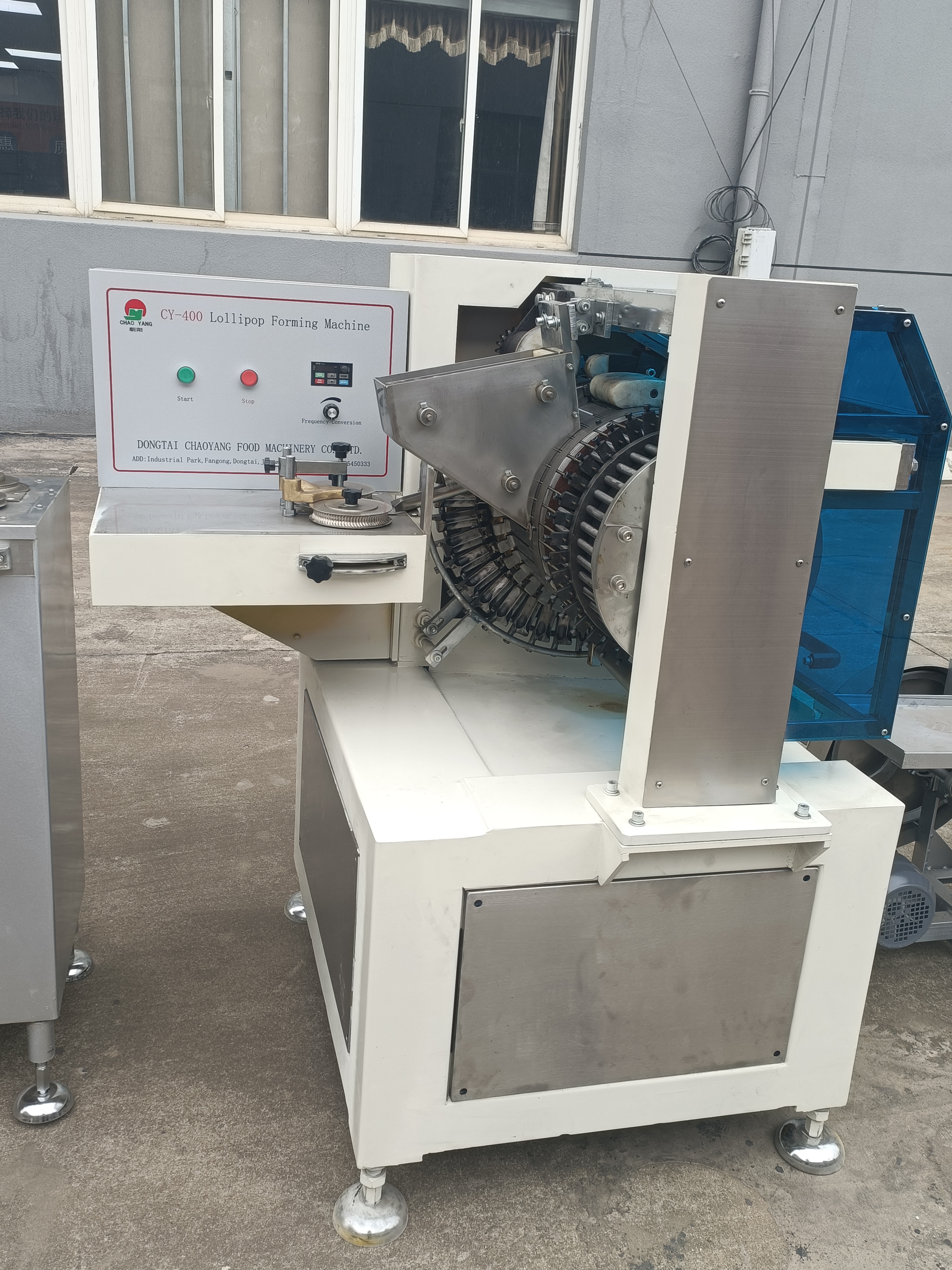 دستگاه شکل دهی آبنبات چوبی توپی CY- 400