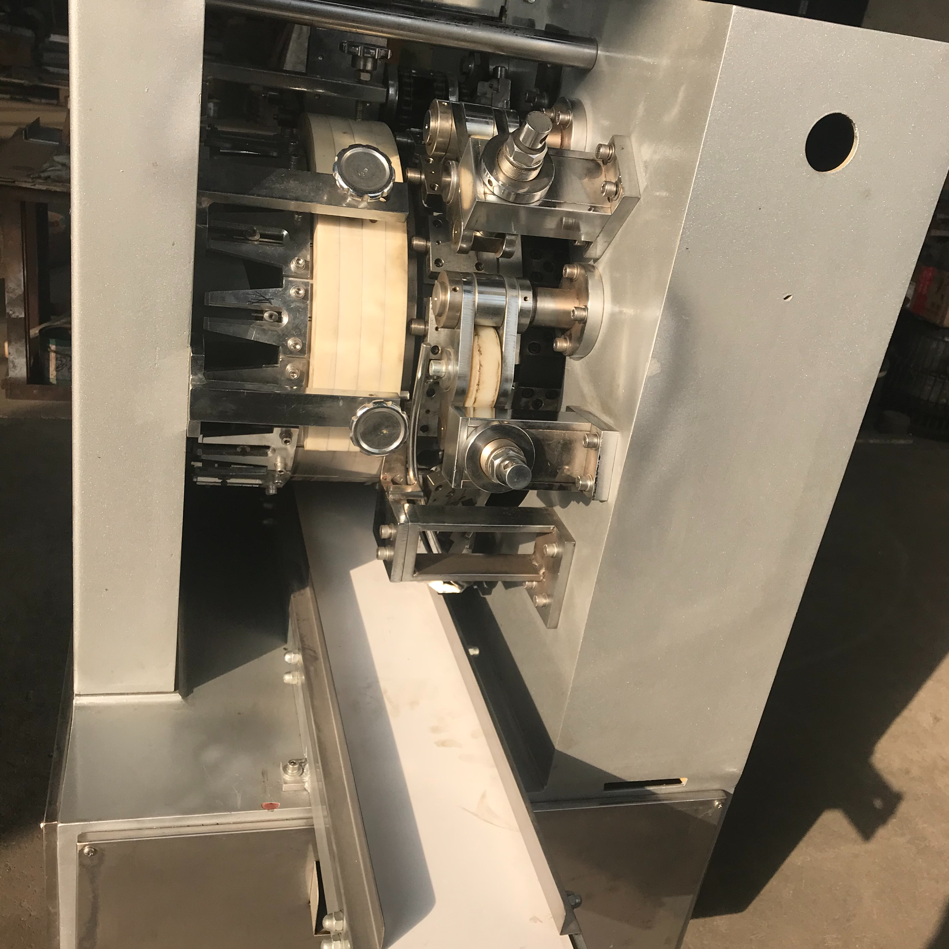 دستگاه شکل دهی آب نبات چوبی به شکل نامنظم CYYB-250